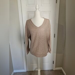 Women's V-Neck Sweatershirt‎ - Tan